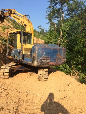 ขาย KOMATSU PC100-3 ไฟตัดไม่มีเอกสารราคา 280,000 ขาย KOMATSU PC100-3 ไฟตัดไม่มีเอกสารราคา 280,000