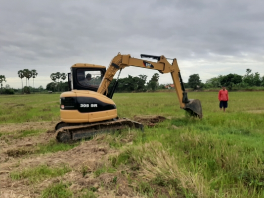 ขาย  แม็คโคร CAT 305 SR   081-1621622