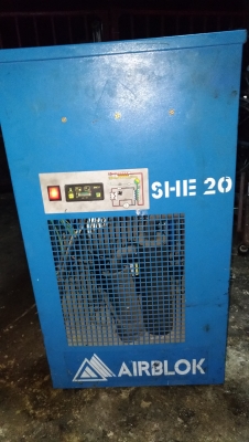 แอร์ดายเออร์. Air Blok