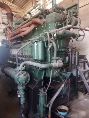 ขายเครื่องปั่นไฟยักษ์ใหญ่ 2575KVA แบรคสโตนใช้ได้น้ำมันเตาและดีเซลเป็นเครื่องแสตนบายไม่ค่อยได้ใช้ราคา 950,000