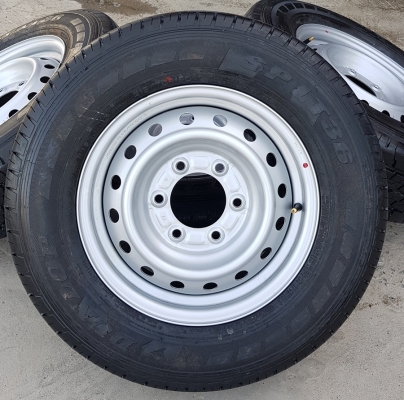 ล้อกะทะขอบ15 6รู139 ยาง215/70/15 4 ล้อ ล้อกะทะขอบ15 6รู139 ยาง215/70/15 4 ล้อ