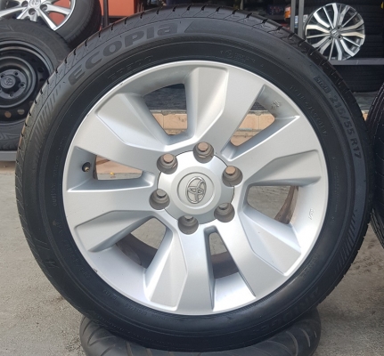 ล้อTOYOTA Revo17 ยาง215/55/17 ปี 18  4 ล้อ