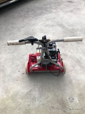 ขาย รถตัดหญ้าตัดกรีน เก่าญี่ปุ่น ราคา8,000