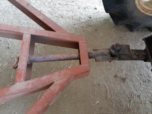 เทเลอร์ลากฟาง