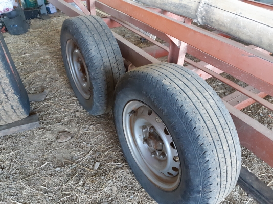 เทเลอร์ลากฟาง