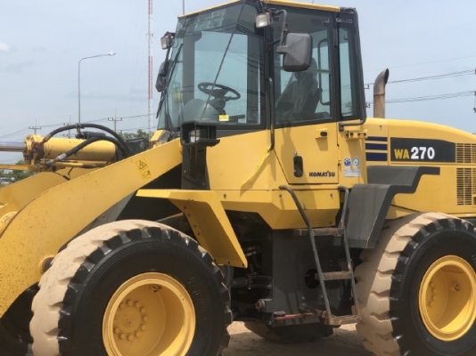 ขายรถตักล้อยาง KOMATSU WA270-5 นำเข้าเองจากญี่ปุ่น สภาพสวยพร้อมใช้ มีVDOการทำงานครับ