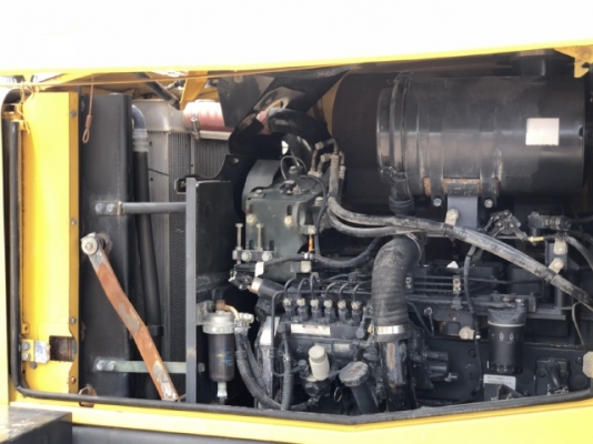 ขายรถตักล้อยาง KOMATSU WA270-5 นำเข้าเองจากญี่ปุ่น สภาพสวยพร้อมใช้ มีVDOการทำงานครับ