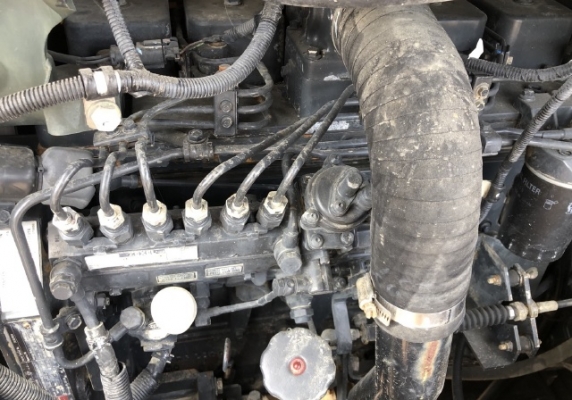 ขายรถตักล้อยาง KOMATSU WA270-5 นำเข้าเองจากญี่ปุ่น สภาพสวยพร้อมใช้ มีVDOการทำงานครับ