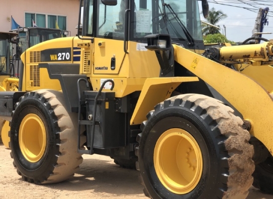 ขายรถตักล้อยาง KOMATSU WA270-5 นำเข้าเองจากญี่ปุ่น สภาพสวยพร้อมใช้ มีVDOการทำงานครับ