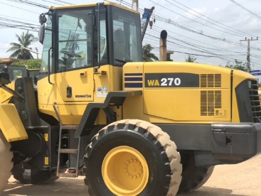 ขายรถตักล้อยาง KOMATSU WA270-5 นำเข้าเองจากญี่ปุ่น สภาพสวยพร้อมใช้ มีVDOการทำงานครับ
