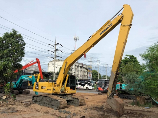 Komatsu 200-8 LCบูมยาว แท้  ยาว16เมตร รถสวย ใช้งาน 10,000ช.มสภาพสวยพร้อมใช้ เล่มทะเบียน