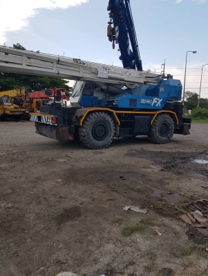 ขายเครนทาดาโน่ M5 25 ตันเอกสารเล่มทะเบียนราคา 2,200,000