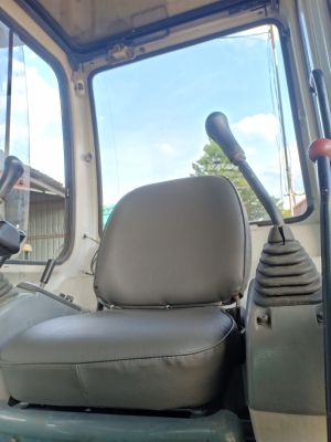 ขายจ้า..KOMATSU PC30-7 เก่านอกแท้ สภาพสวย เครื่องปั๊มแห้ง ใช้ โทร 089-3818694 จ๊อย ขายจ้า..KOMATSU PC30-7 เก่านอกแท้ สภาพสวย เครื่องปั๊มแห้ง ใช้ โทร 089-3818694 จ๊อย