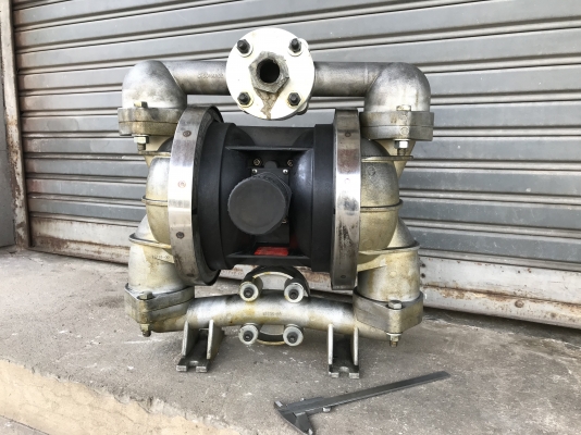 ขายปั๊มน้ำอัตโนมัติ Mitsubishi 150W เบิกถังสแตนเลสของใหม่ พร้อมฝาครอบของใหม่ สภาพดี หมุนนิ่ม ตรวจเช็คแรงดันเรียบร้อย ไม่มีรั่วซึม พร้อมใช้งาน ราคา 3,300 บาทพร้อมส่ง