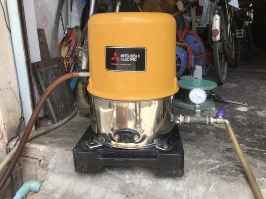 ขายปั๊มน้ำอัตโนมัติ Mitsubishi 150W เบิกถังสแตนเลสของใหม่ พร้อมฝาครอบของใหม่ สภาพดี หมุนนิ่ม ตรวจเช็คแรงดันเรียบร้อย ไม่มีรั่วซึม พร้อมใช้งาน ราคา 3,300 บาทพร้อมส่ง