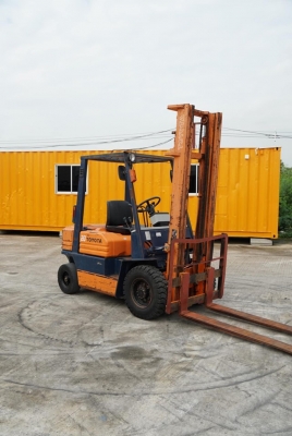 ขายถูกมาก Toyota 5FG20 ขนาดยก2ตัน เสา4เมตร เครื่องยนคร์เบนซิล