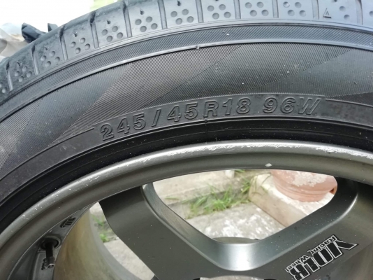 ขายแม็กพร้อมยางขอบ18