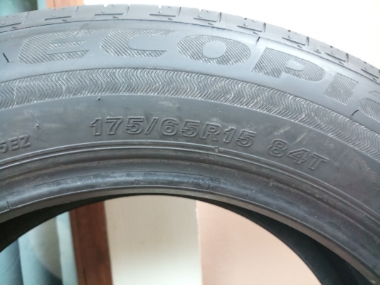 ยางบริดสโตน ขอบ 175/65R15 ปี 17