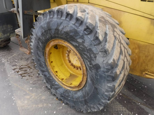 ขายรถตัก ยี่ห้อ KOMATSU รุ่น WA350-3 ขายรถตัก ยี่ห้อ KOMATSU รุ่น WA350-3