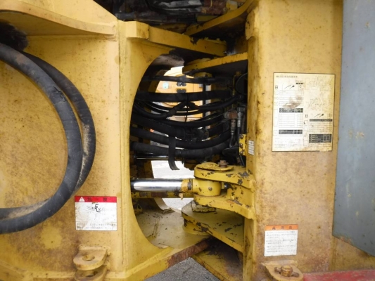 ขายรถตัก ยี่ห้อ KOMATSU รุ่น WA350-3 ขายรถตัก ยี่ห้อ KOMATSU รุ่น WA350-3