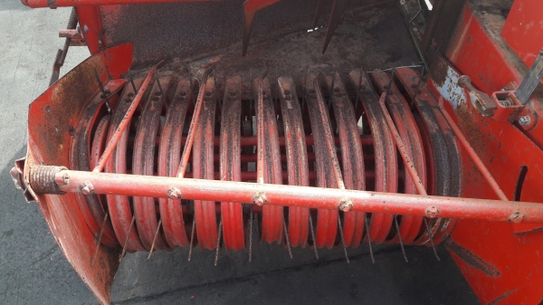 ขายเครื่องอัดฟาง STAR THB1010 เก่านอกญี่ปุ่น สภาพดี พร้อมใช้ 148000บาท โทร084-5424150 line id : rapinzat ขายเครื่องอัดฟาง STAR THB1010 เก่านอกญี่ปุ่น สภาพดี พร้อมใช้ 148000บาท โทร084-5424150 line id : rapinzat