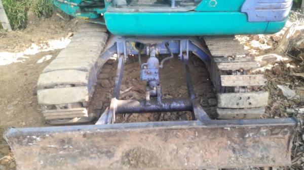 ขาย KOMATSU PC40-7E ไฟเต็มเอกสารอินวอยเก่านอกราคา 285,000
