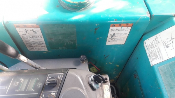 ขาย KOMATSU PC40-7E ไฟเต็มเอกสารอินวอยเก่านอกราคา 285,000