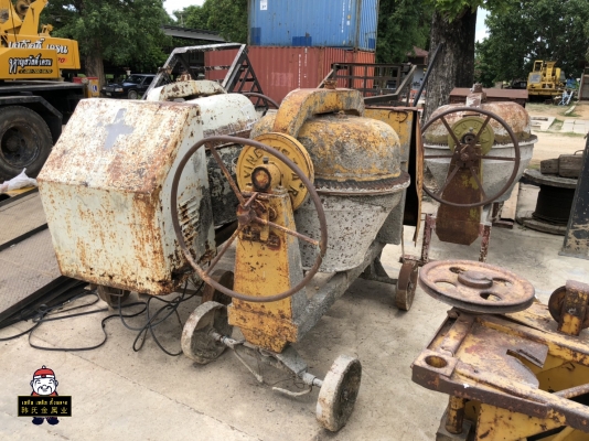 (ปิดการขาย) โม่ผสมปูน ไม่มีมอเตอร์ รุ่นเก่าเหล็กแกร่ง พร้อมใช้งาน (ปิดการขาย) โม่ผสมปูน ไม่มีมอเตอร์ รุ่นเก่าเหล็กแกร่ง พร้อมใช้งาน