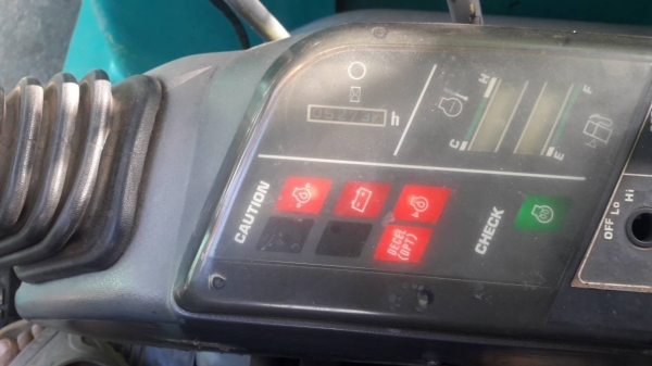 ขาย KOMATSU PC40-7E เก่านอกไฟเต็มเอกสารอินวอยราคา 285,000
