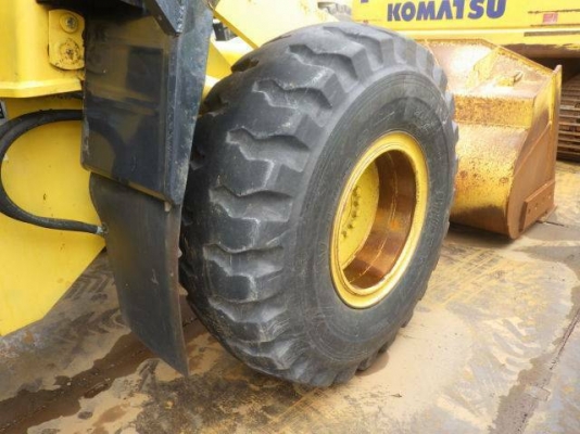 ขาย รถตักล้อยาง KOMATSU WA 300-3 นำเข้าจากญี่ปุ่นโดยตรง โทร.090-986-2521 อ๊อบ