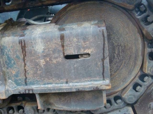 รถขุดรุ่นยอดนิยม KOBELCO SK135SR-2 YY-05 นำเข้าจากญี่ปุ่นโดยตรง โทร.090-986-2521 อ๊อบ