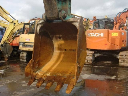 รถขุดรุ่นยอดนิยม KOBELCO SK135SR-2 YY-05 นำเข้าจากญี่ปุ่นโดยตรง โทร.090-986-2521 อ๊อบ