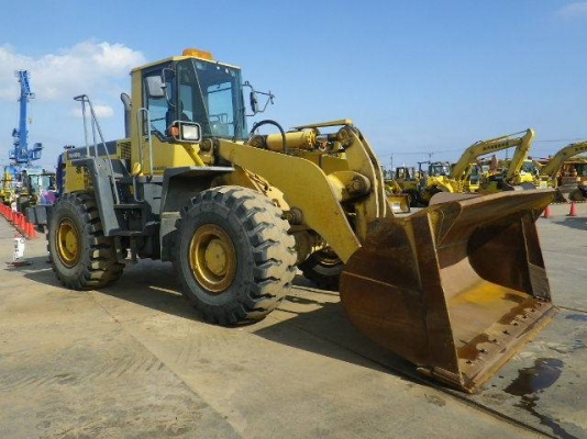 ขาย KOMATSU WA400-3E นำเข้าจากญี่ปุ่น โทร&bull;090-986-2521 อ๊อบ