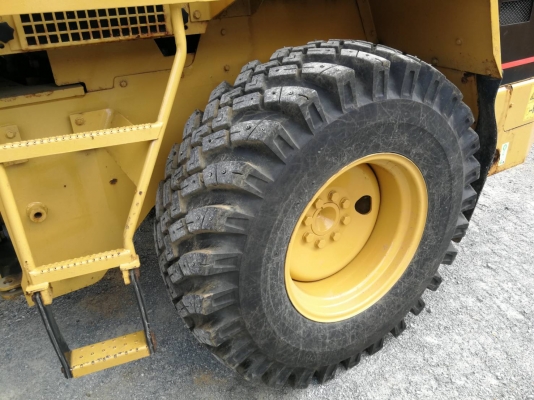 CAT 910G-2 สภาพนี้ ไม่ต่างจากรถใหม่แล้ว ญี่ปุ่นแท้ โทร.090-986-2521 อ๊อบ CAT 910G-2 สภาพนี้ ไม่ต่างจากรถใหม่แล้ว ญี่ปุ่นแท้ โทร.090-986-2521 อ๊อบ