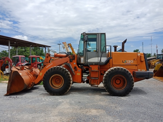 รถตัก เก่านอก ขายถูก HITACHI LX130-7 เก่าญี่ปุ่นแท้ สภาพสวย ราคาไม่แพง โทร.090-986-2521 อ๊อบ