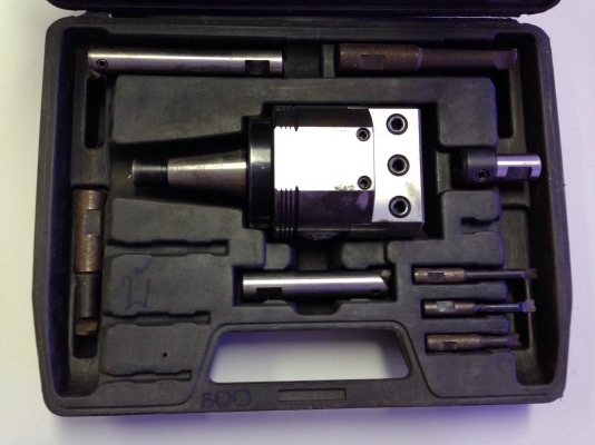 ขายเครื่องมือและเครื่องจักรหลายรายการ