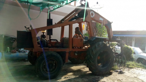 ขายรถคีบ. ฟอร์ด พร้อมเล่มทะเบียน. สภาพรถพร้อมใช้งาน