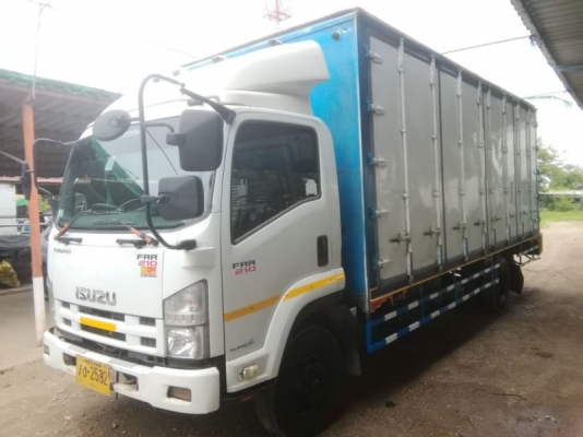 6 ล้อกลาง EURO3 ISUZU FRR 210 แรงม้า คอมมอนเรว * ยาว 6.50 ม.* ปี2557 รถสวยเดิม+สภาพพร้อมใช้งาน * รถห 6 ล้อกลาง EURO3 ISUZU FRR 210 แรงม้า คอมมอนเรว * ยาว 6.50 ม.* ปี2557 รถสวยเดิม+สภาพพร้อมใช้งาน * รถห