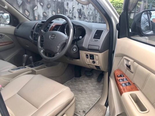 2010 Toyota Fortuner 3.0 v 4WD AT