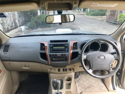 2010 Toyota Fortuner 3.0 v 4WD AT