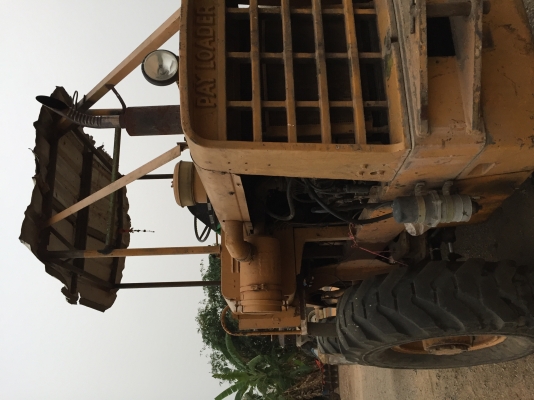 รถตักล้อยาง KOMATSU