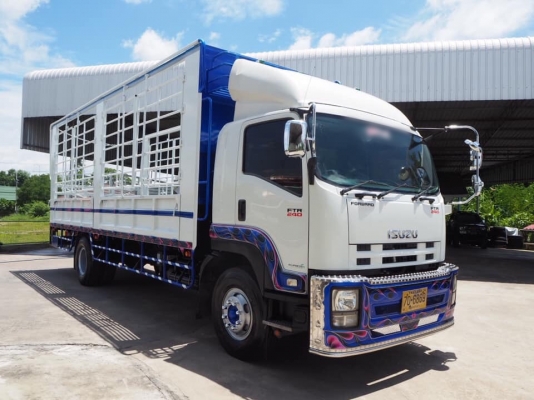 ISUZU FTR240 Euro 3 ปี 58 หกล้อกระบะเหล็กความยาว 7.60 เมตร เบรคทิฟฟี่ ยางดี ทะเบียนพร้อม