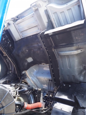 ISUZU FTR240 Euro 3 ปี 58 หกล้อกระบะเหล็กความยาว 7.60 เมตร เบรคทิฟฟี่ ยางดี ทะเบียนพร้อม