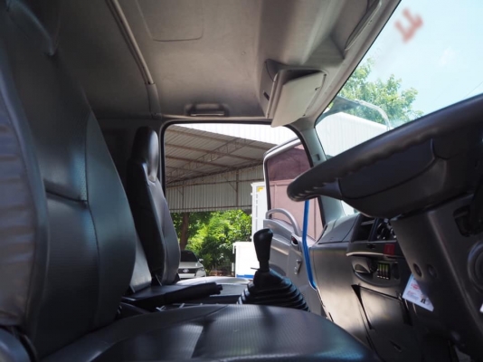 ISUZU FTR240 Euro 3 ปี 58 หกล้อกระบะเหล็กความยาว 7.60 เมตร เบรคทิฟฟี่ ยางดี ทะเบียนพร้อม