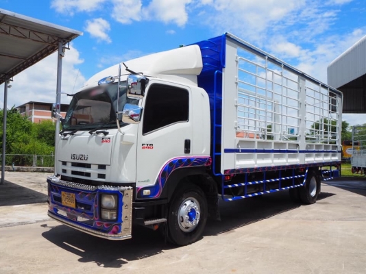 ISUZU FTR240 Euro 3 ปี 58 หกล้อกระบะเหล็กความยาว 7.60 เมตร เบรคทิฟฟี่ ยางดี ทะเบียนพร้อม