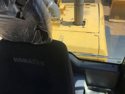 ขายรถตักล้อยาง KOMATSU WA200-5 แขนยาวพิเศษ นำเข้าเองจากญี่ปุ่น สภาพสวยพร้อมใช้ มีVDOการทำงานครับ