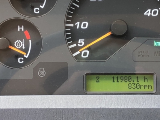 ขายรถตักล้อยาง KOMATSU WA270-6 ปี 2012 นำเข้าเองจากญี่ปุ่น สภาพสวยพร้อมใช้ มีVDOการทำงานครับ ขายรถตักล้อยาง KOMATSU WA270-6 ปี 2012 นำเข้าเองจากญี่ปุ่น สภาพสวยพร้อมใช้ มีVDOการทำงานครับ