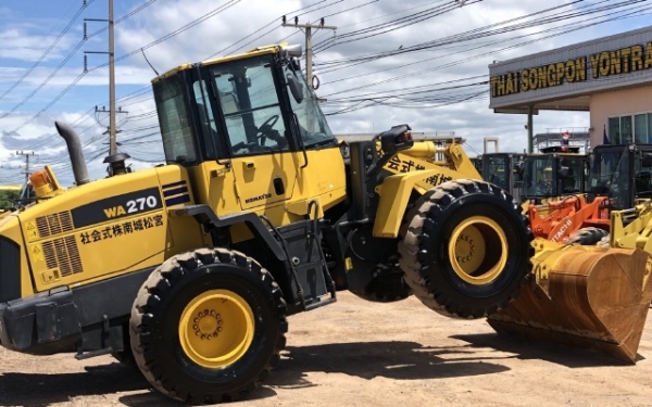 ขายรถตักล้อยาง KOMATSU WA270-6 ปี 2012 นำเข้าเองจากญี่ปุ่น สภาพสวยพร้อมใช้ มีVDOการทำงานครับ ขายรถตักล้อยาง KOMATSU WA270-6 ปี 2012 นำเข้าเองจากญี่ปุ่น สภาพสวยพร้อมใช้ มีVDOการทำงานครับ