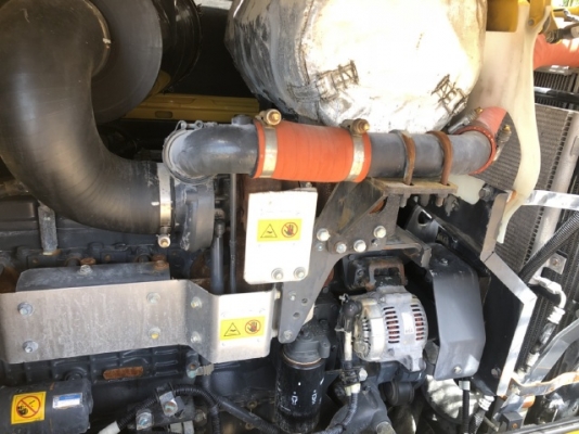 ขายรถตักล้อยาง KOMATSU WA270-6 ปี 2012 นำเข้าเองจากญี่ปุ่น สภาพสวยพร้อมใช้ มีVDOการทำงานครับ ขายรถตักล้อยาง KOMATSU WA270-6 ปี 2012 นำเข้าเองจากญี่ปุ่น สภาพสวยพร้อมใช้ มีVDOการทำงานครับ