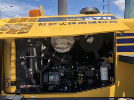 ขายรถตักล้อยาง KOMATSU WA270-6 ปี 2012 นำเข้าเองจากญี่ปุ่น สภาพสวยพร้อมใช้ มีVDOการทำงานครับ ขายรถตักล้อยาง KOMATSU WA270-6 ปี 2012 นำเข้าเองจากญี่ปุ่น สภาพสวยพร้อมใช้ มีVDOการทำงานครับ